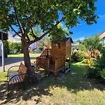 Amber Barn - Bursztynowa Stodola - U Loni - W Zacisznym Centrum Nad Morzem Z Parkingiem Pobierowo