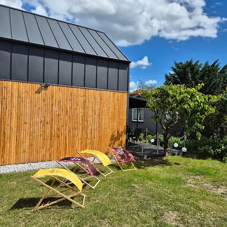 Amber Barn - Bursztynowa Stodola - U Loni - W Zacisznym Centrum Nad Morzem Z Parkingiem * Pobierowo