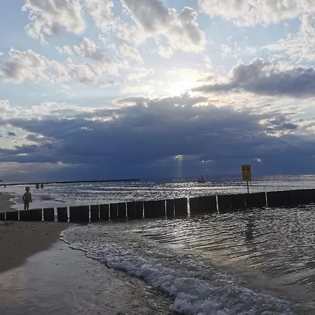Amber Barn - Bursztynowa Stodola - U Loni - W Zacisznym Centrum Nad Morzem Z Parkingiem Pobierowo