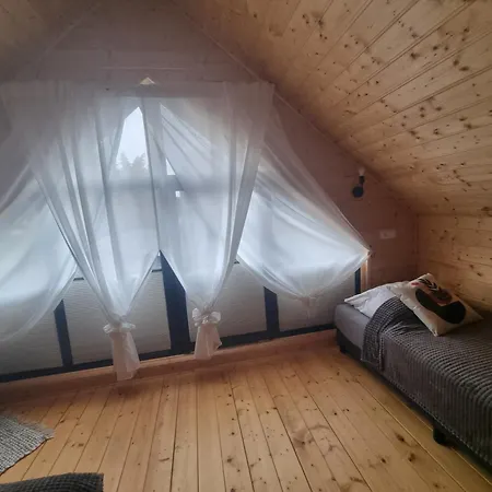 Amber Barn - Bursztynowa Stodola - U Loni - W Zacisznym Centrum Nad Morzem Z Parkingiem Pobierowo